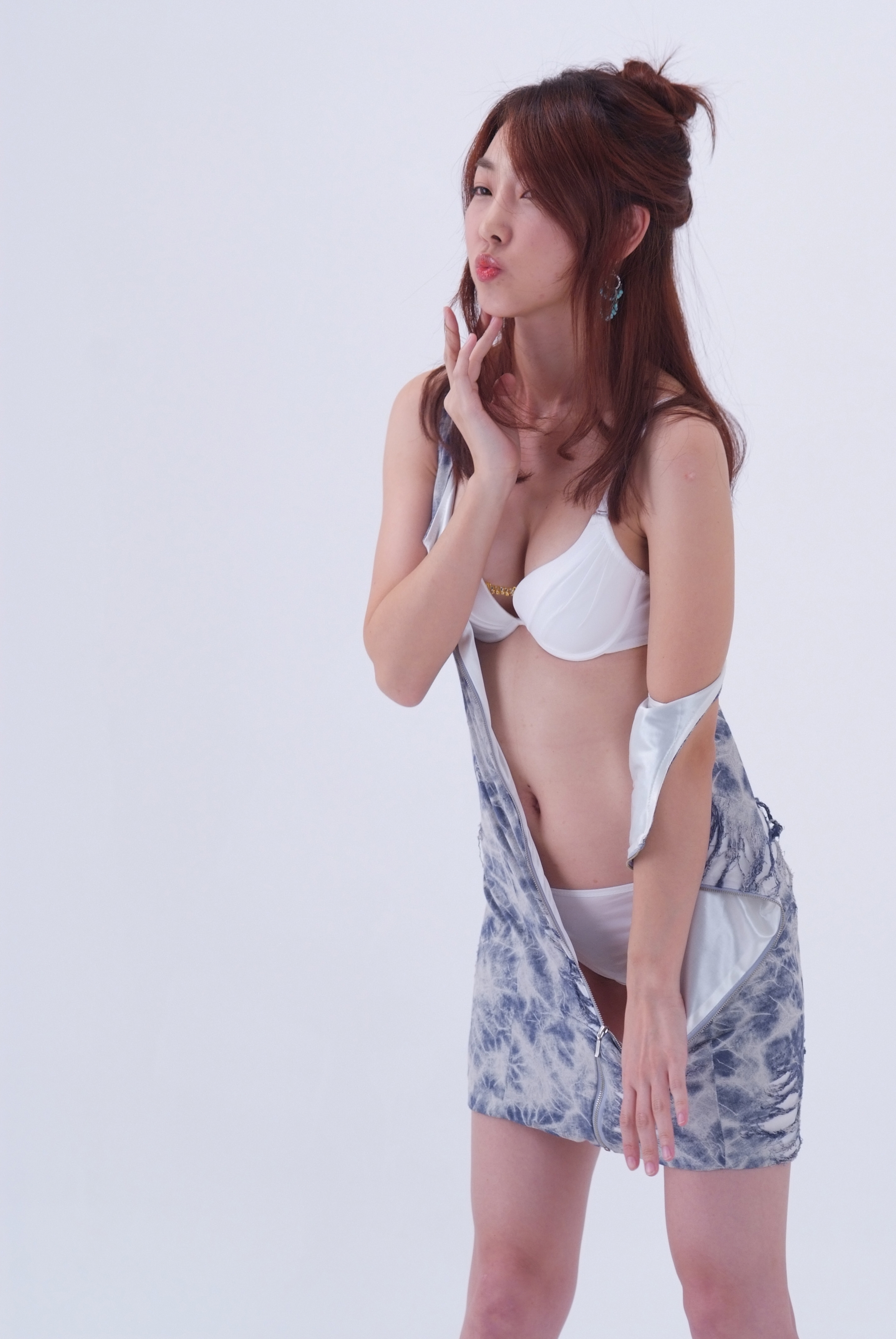 미분류 / 출사 혜령_5.86G_2,378장 속옷쇼핑몰